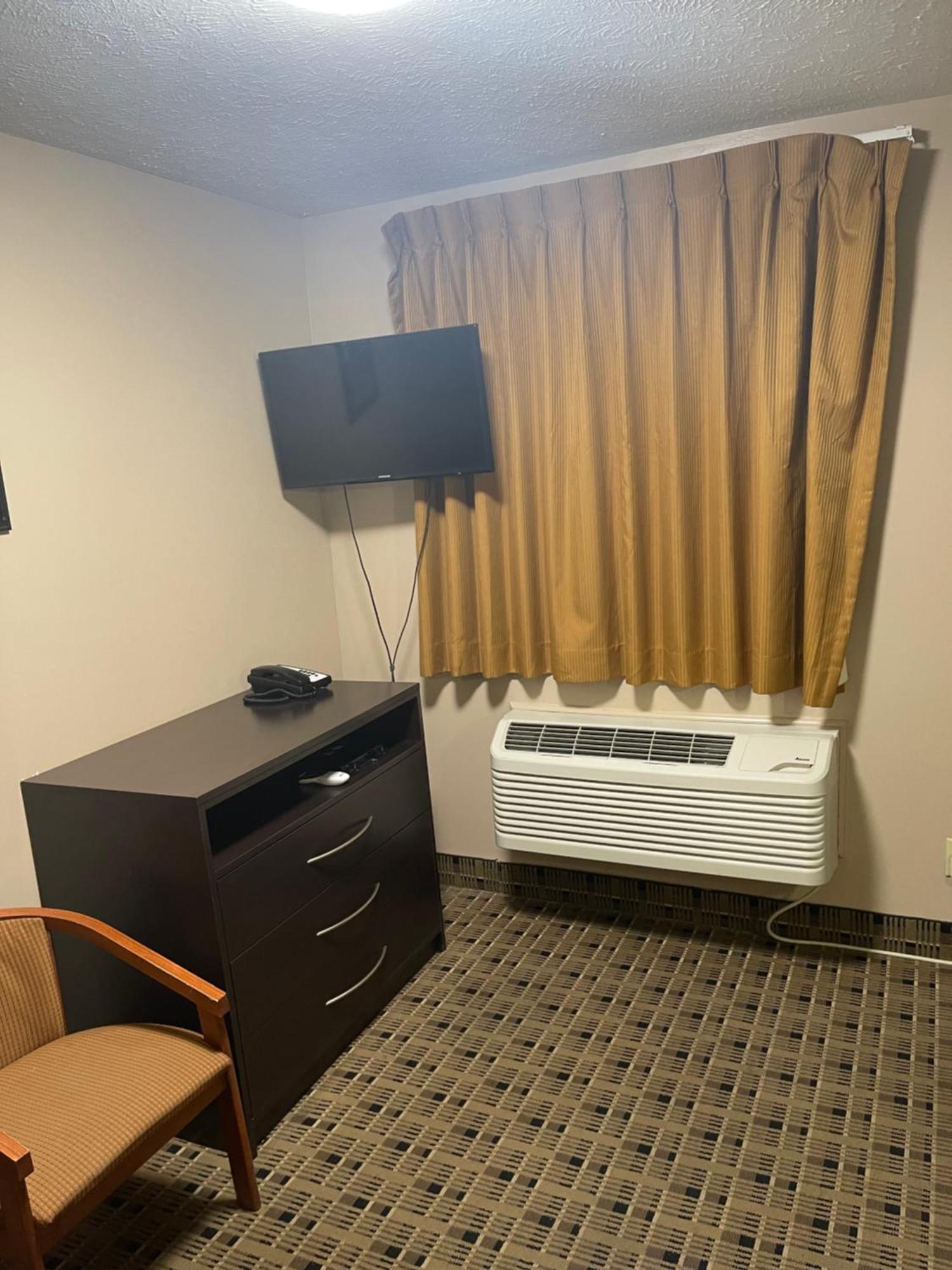 Economy Inn & Suites Ащабюла Екстериор снимка