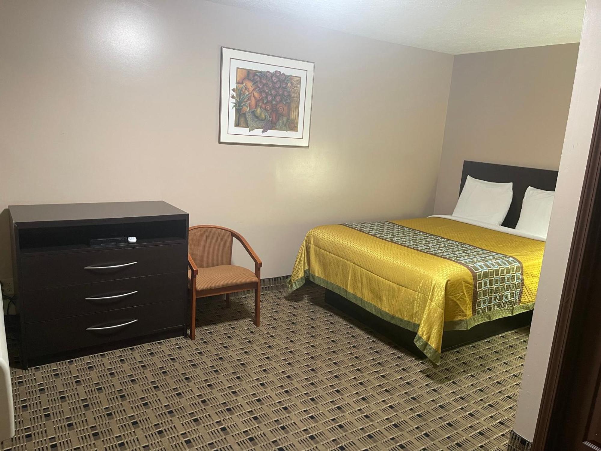 Economy Inn & Suites Ащабюла Екстериор снимка
